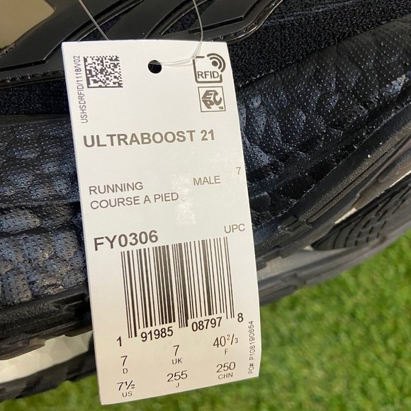 Mens Adidas Ultraboost 21 Athletic Triple Black Running Shoes FY0306 Sz NEW - Picture 8 of 9